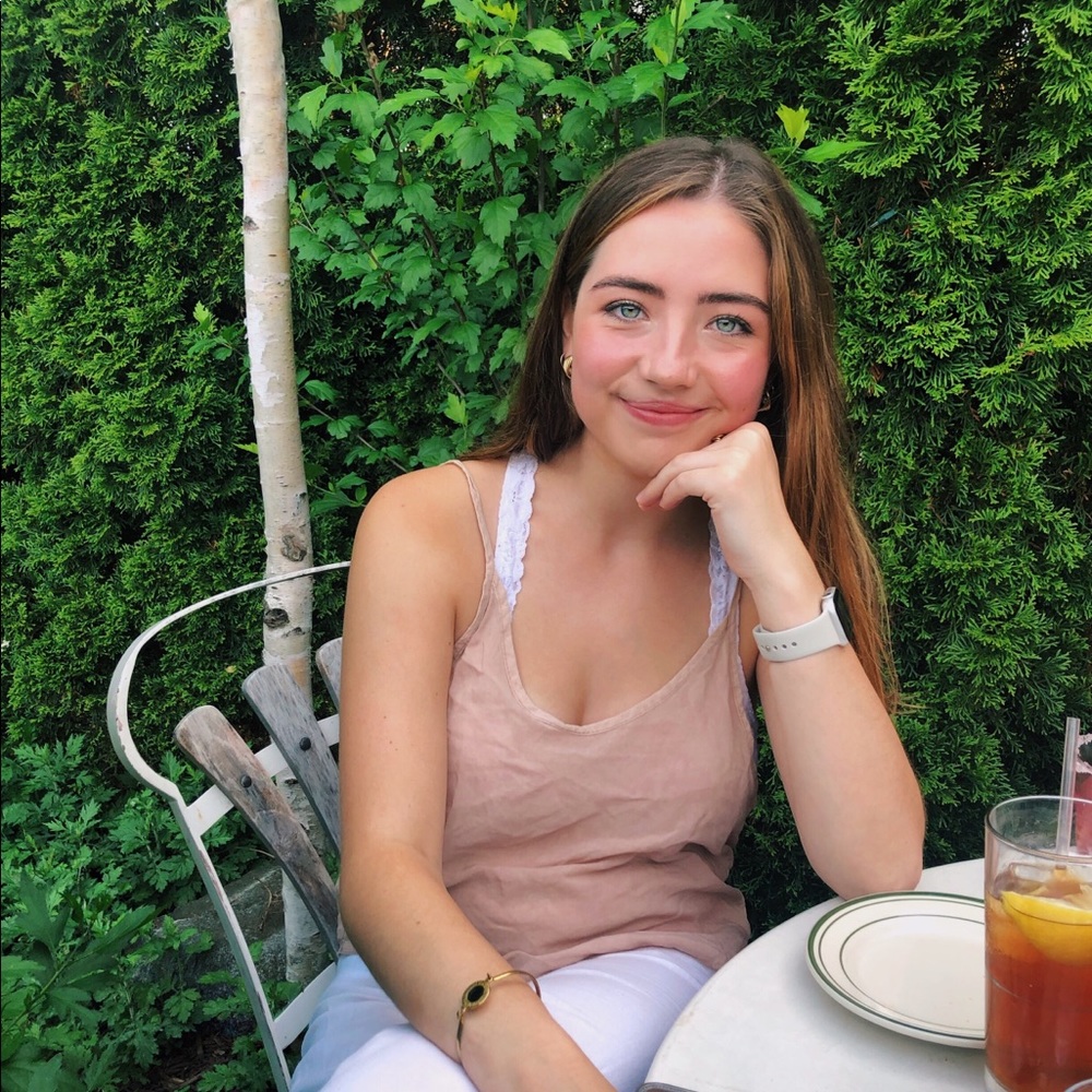 Meet your Posher, Kelly